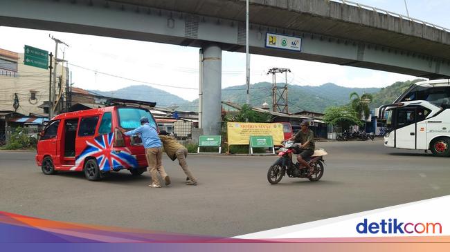 Jalur ke Merak Ditutup Imbas Perbaikan Jalan, Lalin Dialihkan Lewat Bojonegara