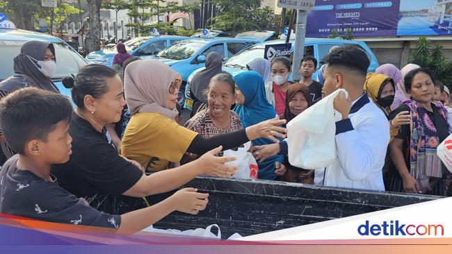 Momen Polda Jateng Gelar Bazar Sembako-Beras Gratis dalam Rangka HUT Bhayangkara