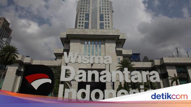 Danantara Akan Semakin AI, Gimana Nasib Pegawai BUMN?