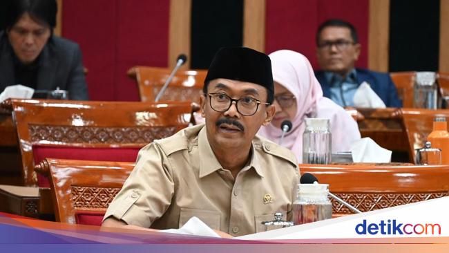 Legislator Usul Revisi UU Pemda, Minta Pengelolaan SMA Kembali ke Daerah