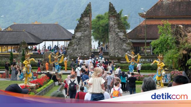 Prabowo Minta Bandara &amp; Pelabuhan Dibuka Lebar, Wisman Diincar Masuk