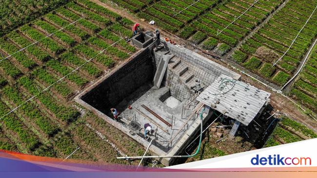 Kolam Air Jadi Penopang Petani Batu Hadapi Kemarau