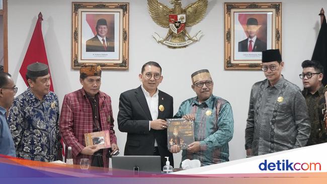 Menbud Fadli Zon Dukung Festival Adat Budaya Nusantara Gagasan MATRA