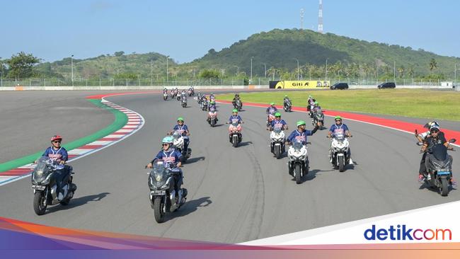 Mandalika Tawarkan Wisata Keliling Sirkuit Naik Motor