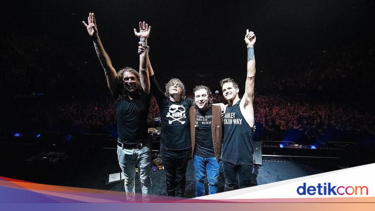 My Chemical Romance umumkan penundaan tur Asia Tenggara ke November 2026, dengan tambahan konser di Singapura dan Malaysia.

via @detik_pop
