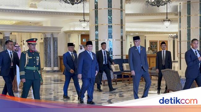 Prabowo Bertemu Pangeran MBS di Istana Al-Salam, Didampingi Sugiono-Rosan