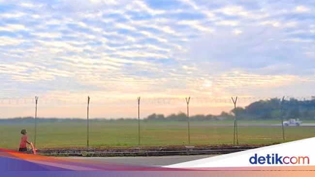 Warga Main Layang-layang Dekat Soetta, 21 Penerbangan Terganggu