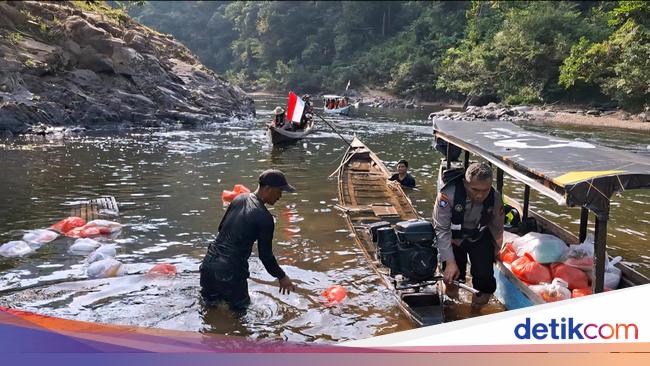 Cerita Sampan Karam Saat 'Jalur' Polda Riau Menembus Pedalaman