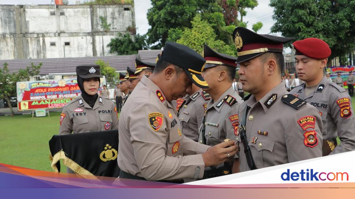 Super gozalliklar yalangoch kunnilingus Politsiya yigitni sikish video