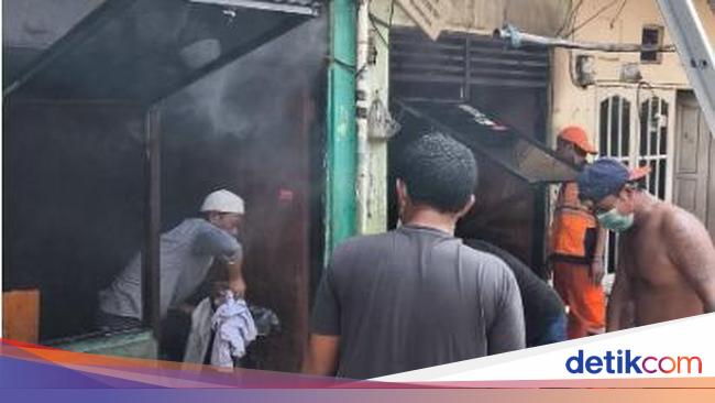 2 Rumah di Jakut Terbakar, Warga Luka Saat Bantu Padamkan Api