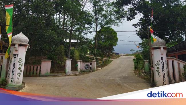 Warga Keluhkan Bau Tak Sedap dari TPA Bangkonol Pandeglang