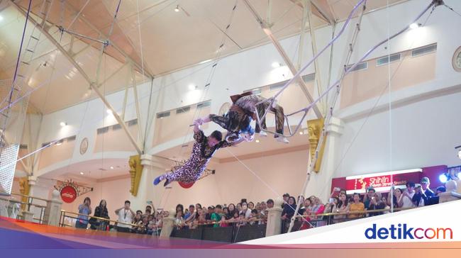 Terbang Tanpa Takut! Flying Trapeze Bertema Jungle Siap Jadi Tempat Liburan