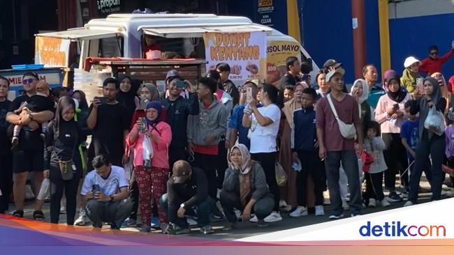 Cuma di Depok, Lalin Dibuka Usai CFD Bak Balapan