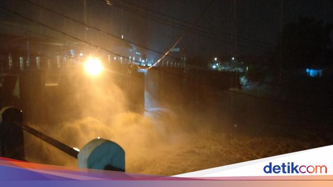 Puncak Bogor Hujan Deras, Bendung Katulampa Siaga 3 Malam Ini