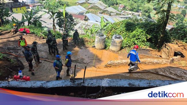 Kemensos Segera Santuni Korban Banjir dan Longsor di Puncak Bogor