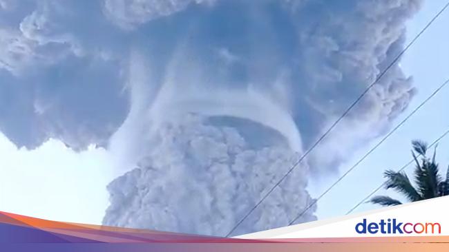 Ada Pusaran Putih Raksasa Saat Erupsi Gunung Lewotobi, Apa itu?