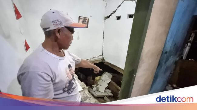 4 Rumah di Bantaran Kali Ciliwung Jaktim Amblas, Korban Dengar Suara Retakan