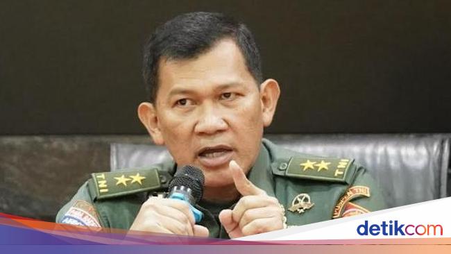 TNI Lakukan Pengamanan Saat 2 Pesawat Militer AS Singgah di Labuan Bajo