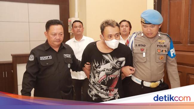 Geger Wanita Tewas Tergeletak di Pinggir Jalan Blitar, Diduga Dibunuh Pacar