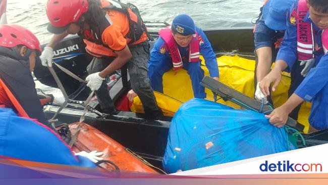 Satu Jenazah Lagi Ditemukan, Korban Tewas KMP Tunu Pratama Jadi 10 Orang