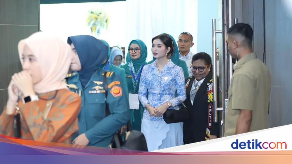 Ogizda sikilgan Semiz ruslar bilan onlayn porno