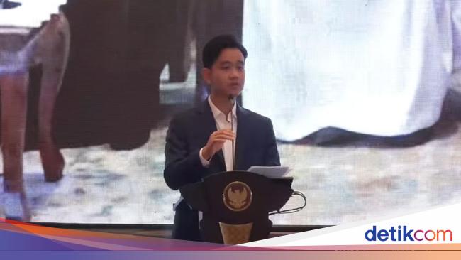 Gibran Ungkit Pemecatan Berurutan dengan Effendi Simbolon, PDIP Bersuara