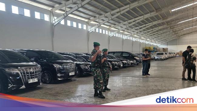 Kejagung Sita 72 Mobil Terkait Kasus Korupsi Sritex, Ada Alphard-Mercy