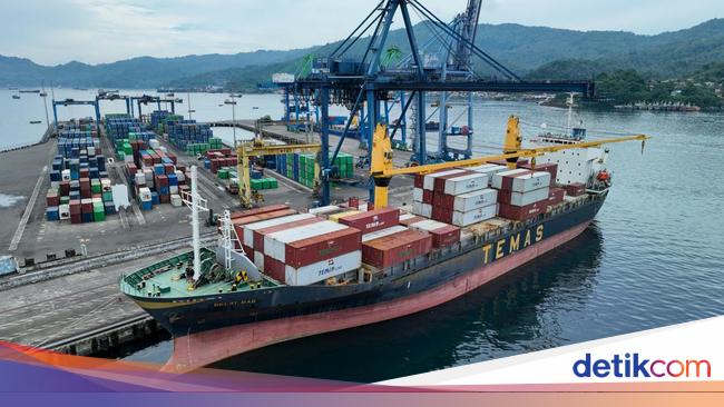 Layanan Terminal Peti Kemas Bitung Kembali Normal Usai Insiden RTG