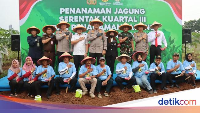 Dukung Astacita Ketahanan Pangan, Polda Metro Tanam Jagung di Tangsel