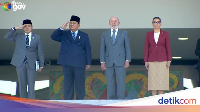 Temui Presiden Brasil Lula da Silva, Prabowo Disambut Pasukan Kehormatan