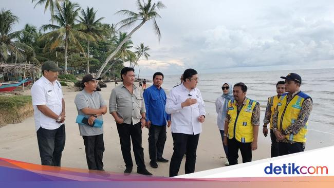 Stafsus Menko AHY Tinjau Abrasi Sambas, Komitmen Perjuangkan Solusi