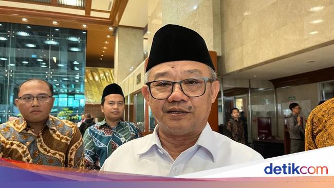 Mendikdasmen: Usul Tambah Anggaran Rp 71,11 T Termasuk SD-SMP Swasta Gratis