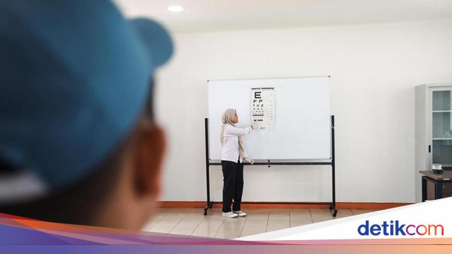 Momen Calon Siswa Sekolah Rakyat Jalani Cek Kesehatan Gratis