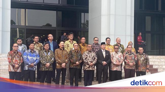 Muzani Pimpin Rombongan MPR Temui Ketua MA, Ini yang Dibahas