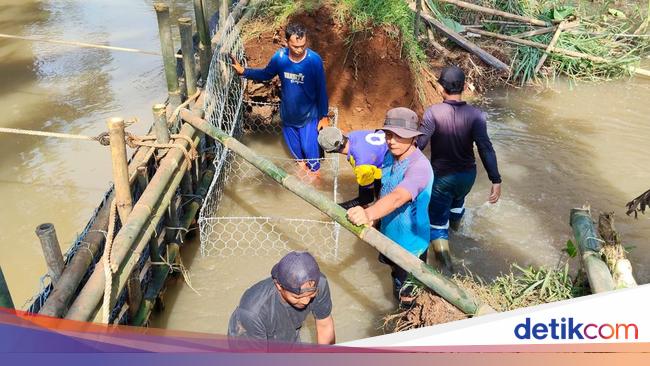 Ratusan Tambak Ikan Terancam Imbas Tanggul Sungai di Ciseeng Bogor Jebol