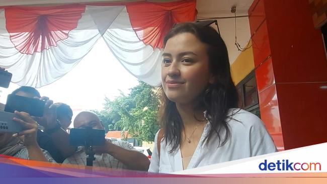Kimberly Ryder Perasaannya Saat Ini pada Edward Akbar