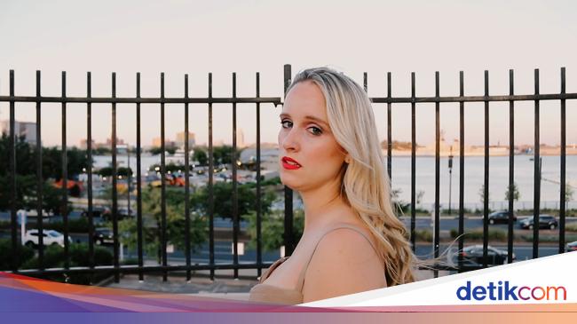 Kata Pedangdut AS, Kristin Dennison Soal Lagunya yang Viral