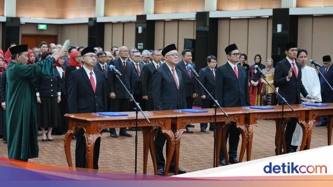 Gubernur BI Lantik Empat Kepala Perwakilan Daerah