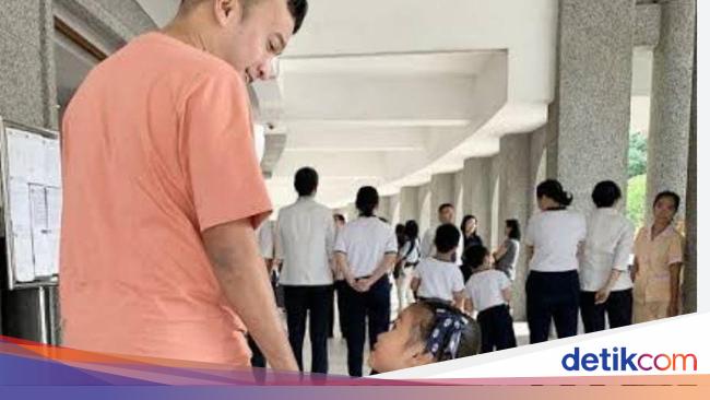 Menteri Wihaji Terbitkan SE, Ajak Para Ayah Antar Anak di Hari Pertama Sekolah