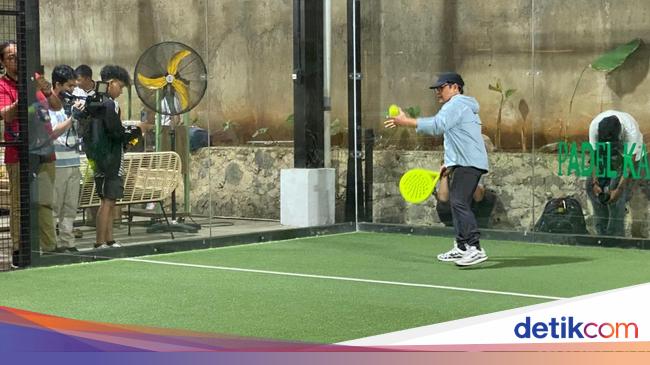 Saat Cak Imin Main Padel Lawan Menpora Dito di Jaksel