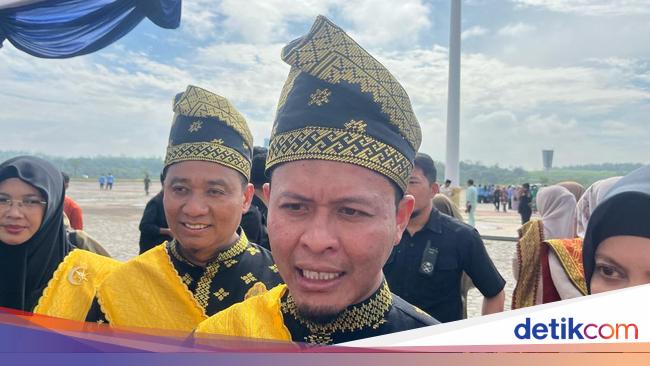 Walkot Pekanbaru Instruksikan ASN-THL Antar Anak Sekolah di Hari Pertama