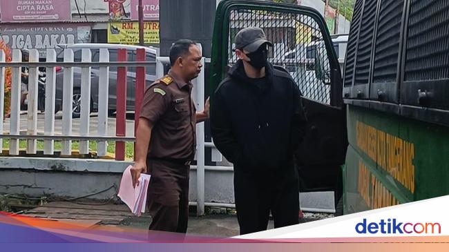 Jonathan Frizzy Resmi Ditahan di Lapas Pemuda Soal Kasus Vape Isi Obat Keras
