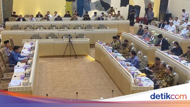 KPU Lapor DPR Pilkada Ulang Kabupaten Bangka: Dulu Tunggal, Kini 5 Paslon
