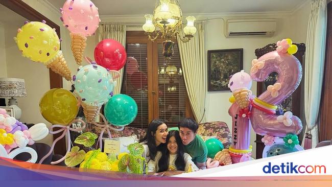 Doa Terbaik Vino G Bastian dan Marsha Timothy di Ultah Anak
