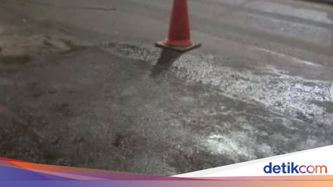 Bina Marga DKI Perbaiki Jalan Rusak di Flyover Pancoran Arah Cawang