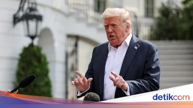 Trump &amp; Prabowo Lagi Mesra, Untung atau Buntung buat RI?