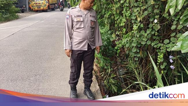 Diduga Mengantuk, Driver Ojol Wanita Tercebur ke Sungai di Cilebut Bogor