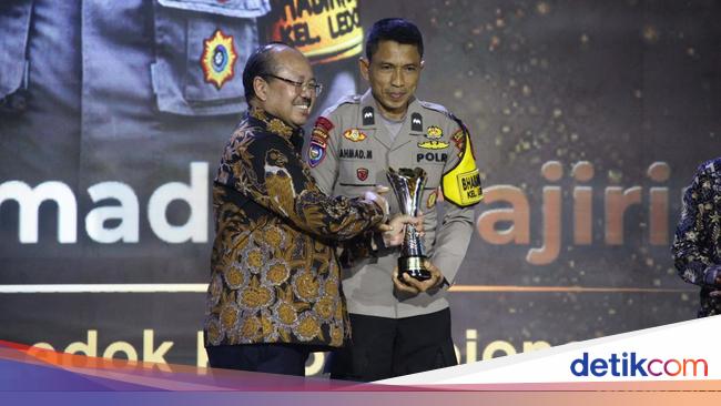 Aipda Rahmad Muhajirin Raih Hoegeng Awards 2025 Kategori Polisi Berdedikasi