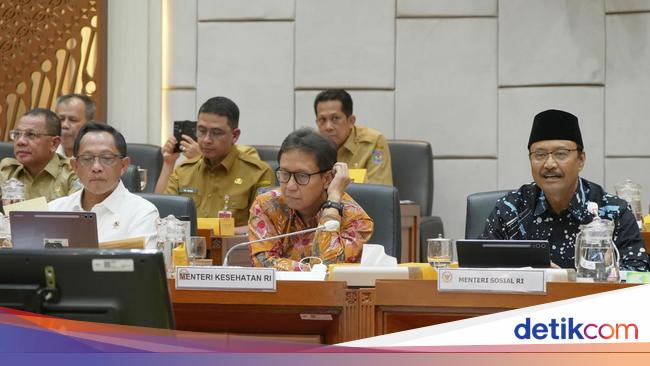 Mensos Jelaskan Mekanisme DTSEN dan Penonaktifan 8 Juta PBI ke DPR