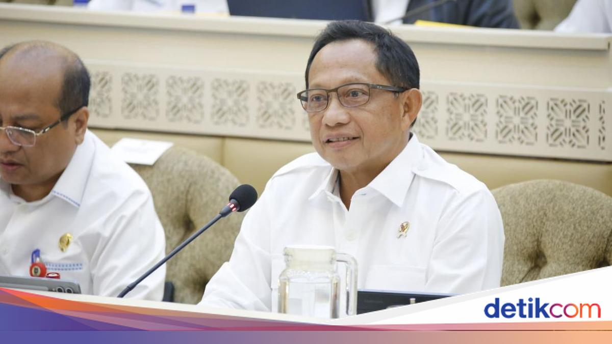 Xususiy porno biseksual